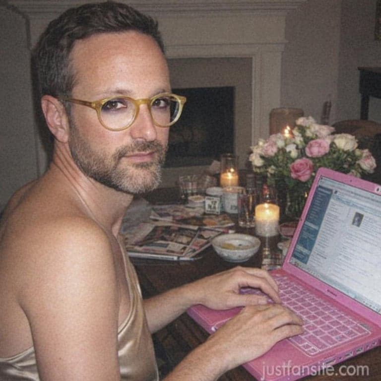Kim E-mails